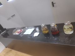 -杭州中沃沃尔沃4S店(滨江区店)