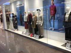 -优衣库(南京建邺万达广场店)