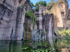 -广州莲花山旅游区