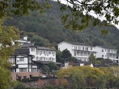 -南北湖湖光山居度假酒店