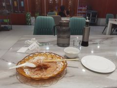 -李连贵熏肉美食酒楼(东市商贸店)