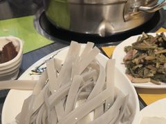 -四季喧黔味豆米火锅(万达广场店)