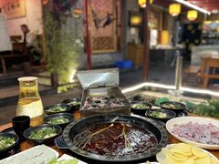 -三道苗苗鱼·美蛙黄辣丁(八里店)