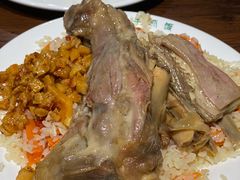 豪华羊腿饭-巴依家新疆手抓饭(菱角湖万达店)