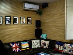 -小草屋轰趴馆别墅派对新场团建家庭聚会