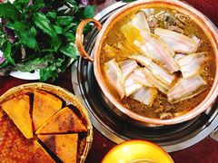 -银同牦牛肉火锅