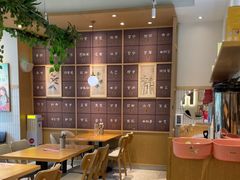 -必胜客(WOW昙华林店)