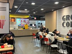 -麦当劳(轻轨曹杨路店)