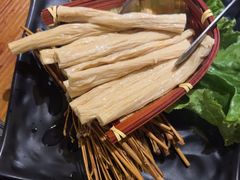-湊湊火锅·茶憩(颐堤港店)