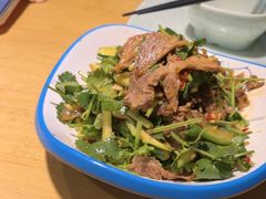 -偶屋里钵少爷(时代广场店)