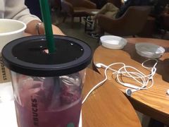 -星巴克(上海虹桥站2A检票口)