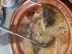 -阿婆情腊排骨火锅(金虹路店)