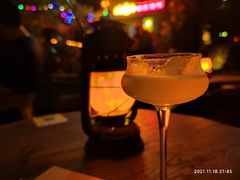 -城墙外BAR