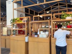 -渝信川菜 · 川味家常菜(财富购物中心店)