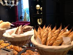 -Salon de The de Joel Robuchon(外滩18号店)