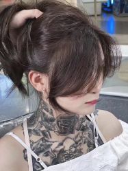 -TOP HAIR SALON