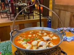 -老滇山寨•云南特色菜•地方菜•民族风情歌舞表演(金碧店)