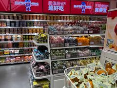 -赵一鸣零食(广东佛山狮山镇万民广场店)
