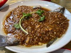 油浸鱼-老闵田螺馆·南昌特色小炒(梦时代店)