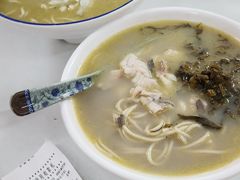 -明呈黄鱼面馆(斜土路店)