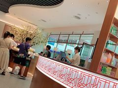 -诚铭记·虾仁汤包·成都小吃(融创店)