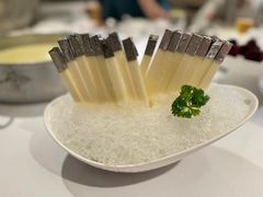 -洋房火锅(上海新天地南北里店)