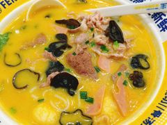 -粉小主·贵州酸汤牛肉粉(南京仙林金鹰店)