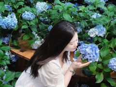 -瑞虹新天地月亮湾
