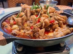 -昱龙大盆牛蛙馆(三兴街总店)