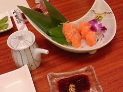 -由紀日本料理·炭火燒肉