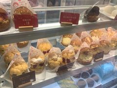 -西树泡芙(湖滨银泰in77B区店)