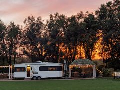 -TIPPI营地 房车主题·露营烧烤团建轰趴(天安假日店)