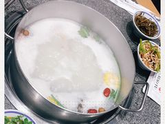 -江小渔鲜鱼火锅(辽沈二街店)