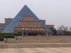 -上海市龙华烈士陵园