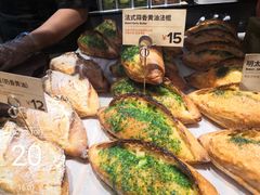 法式蒜香黄油法棍-方炉·天然食材面包店(青秀店)