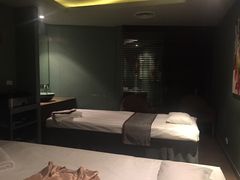-Let’s Relax Spa(Terminal 21 Asok)
