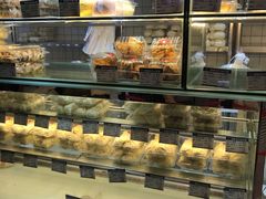 -白玉兰食品甜凤店(合生汇店)