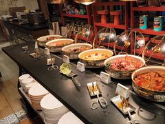 -松咖啡自助餐厅·松北香格里拉