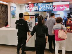 -麦当劳(中山公园龙之梦店)