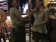 -丽纳尔斯酒吧LENORE’S BAR(三经街店)