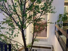 -蜜桃餐厅·伴山(湖滨商业街店)