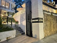 -Mark&Mars Restaurant