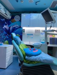 -唯儿诺儿童医院·儿科·眼科·口腔(海岸城店)