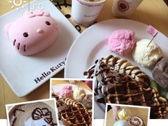 -Hello Kitty Cafe(弘大店)