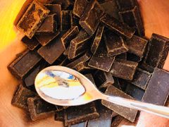 黑巧克力-歌斐颂巧克力小镇