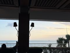 -日落吧·海景咖啡厅·餐酒吧·鸡尾酒·下午茶·乐队表演·浪漫夕阳·三亚文华东方酒店