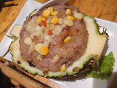 版纳菠萝饭-老滇山寨•云南特色菜•地方菜•民族风情歌舞表演(金碧店)