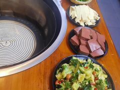 -曹丞相·地锅鸡·地锅鱼(武林店)