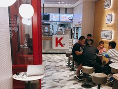 等位区-肯德基(杭州柳浪闻莺店)