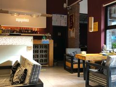 -苹果树下艺术餐厅(宋庄店)